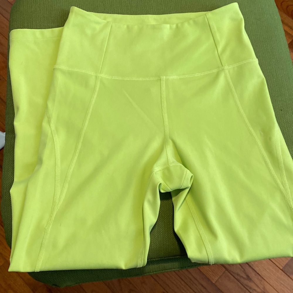 Girlfriend Collective, lime, size small, 3/4 length
